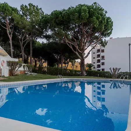 Cosy By The Portuguese Butler Appartamento
